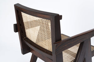 KING chair, dark brown, close up